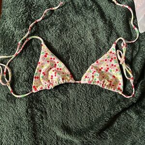 Skatie Ella top Carmel